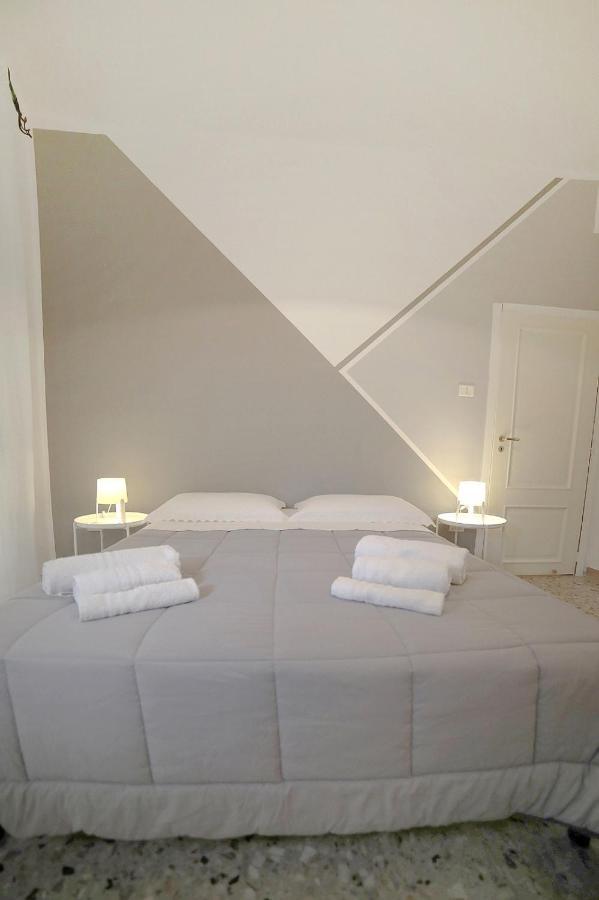 Casa Margherita Apartment เนเปิลส์ ภายนอก รูปภาพ
